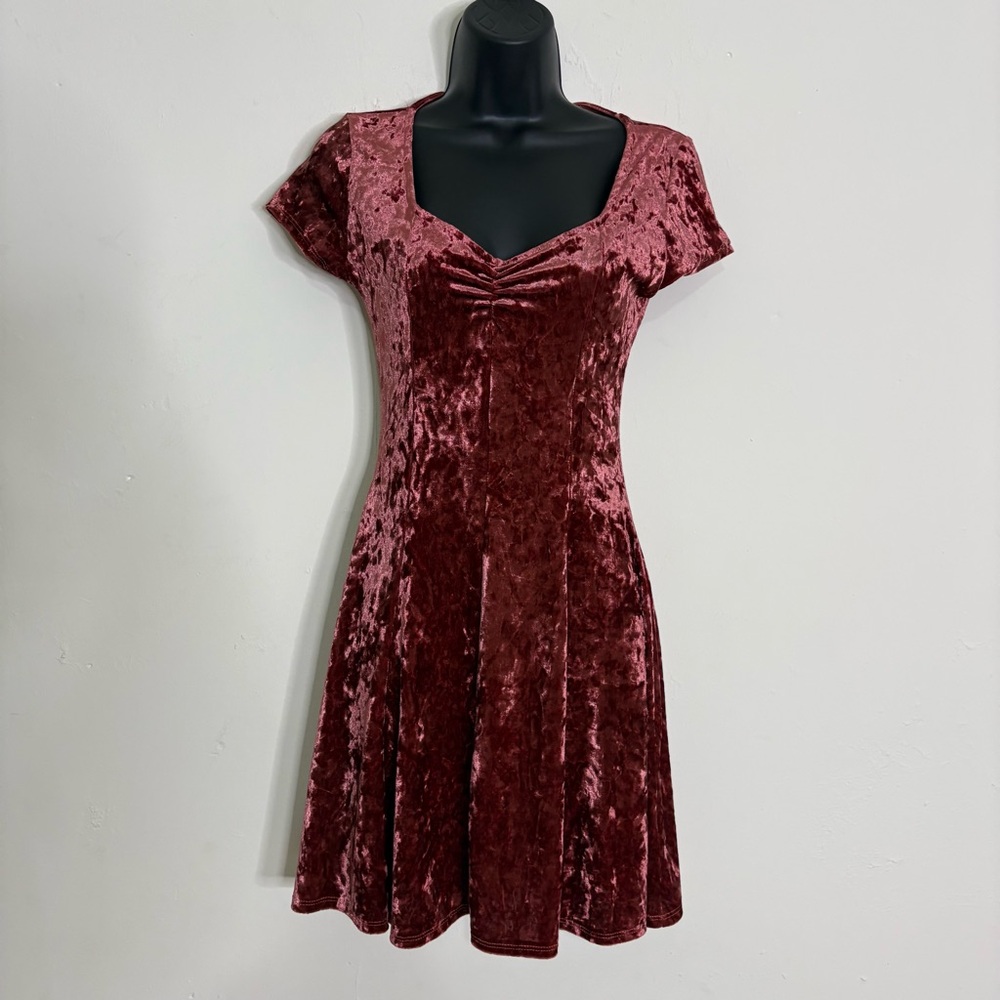 Charlotte Russe Women's Dark Mauve Crushed Velvet Skater Mini Dress - Size Small